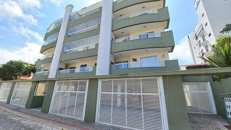 Apto 2 dorm. 100 M. avenida principal.