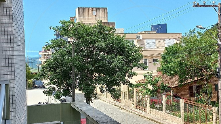 Apto 2 dorm. 100 M. avenida principal.